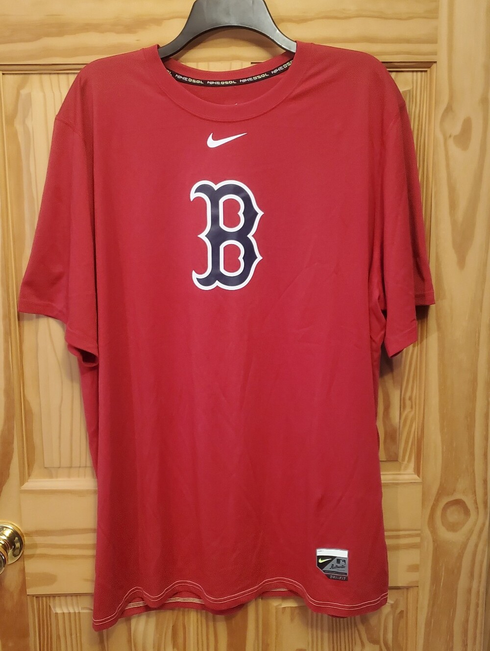 Nike Boston Red Sock MLB Legend Dry Fit T Shirt Xl